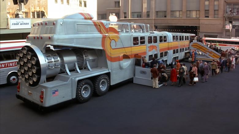 Die haarsträubende Reise in einem verrückten Bus (1976)