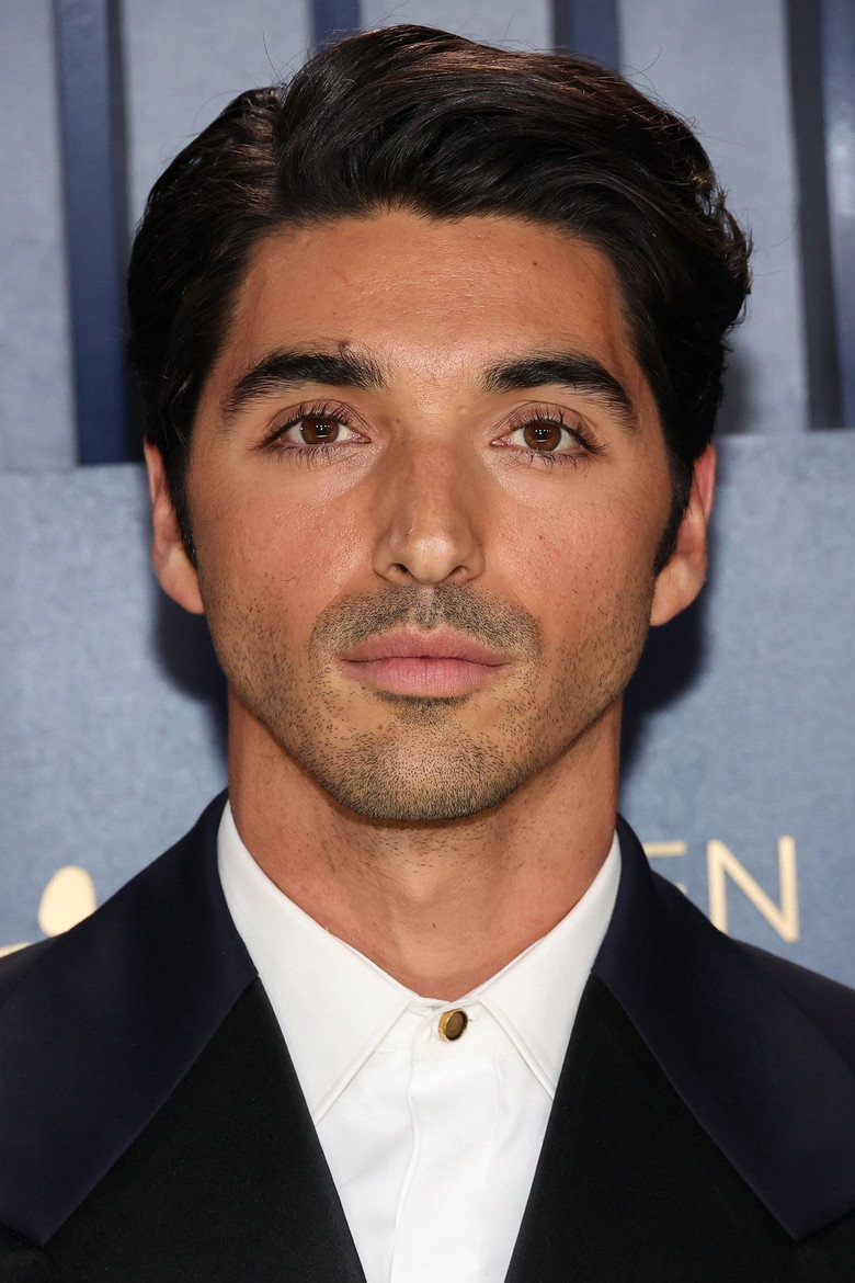 Taylor Zakhar Perez photo 5