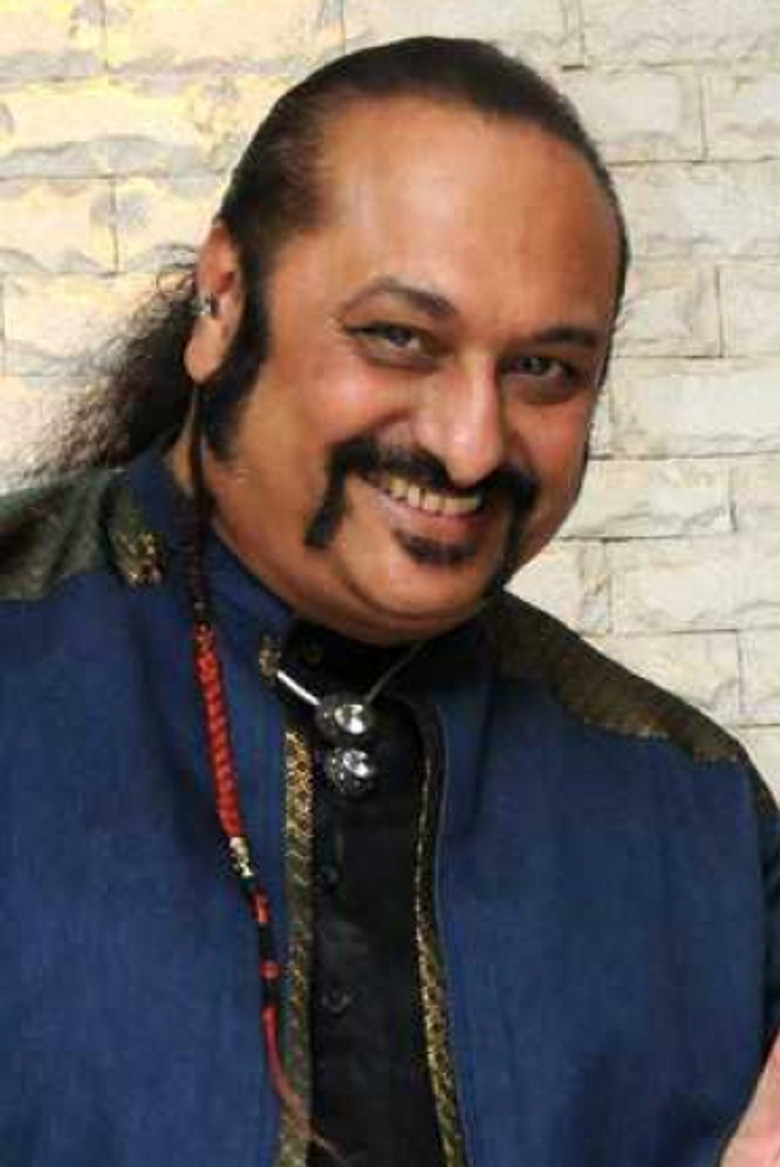 Lesle Lewis portrait image