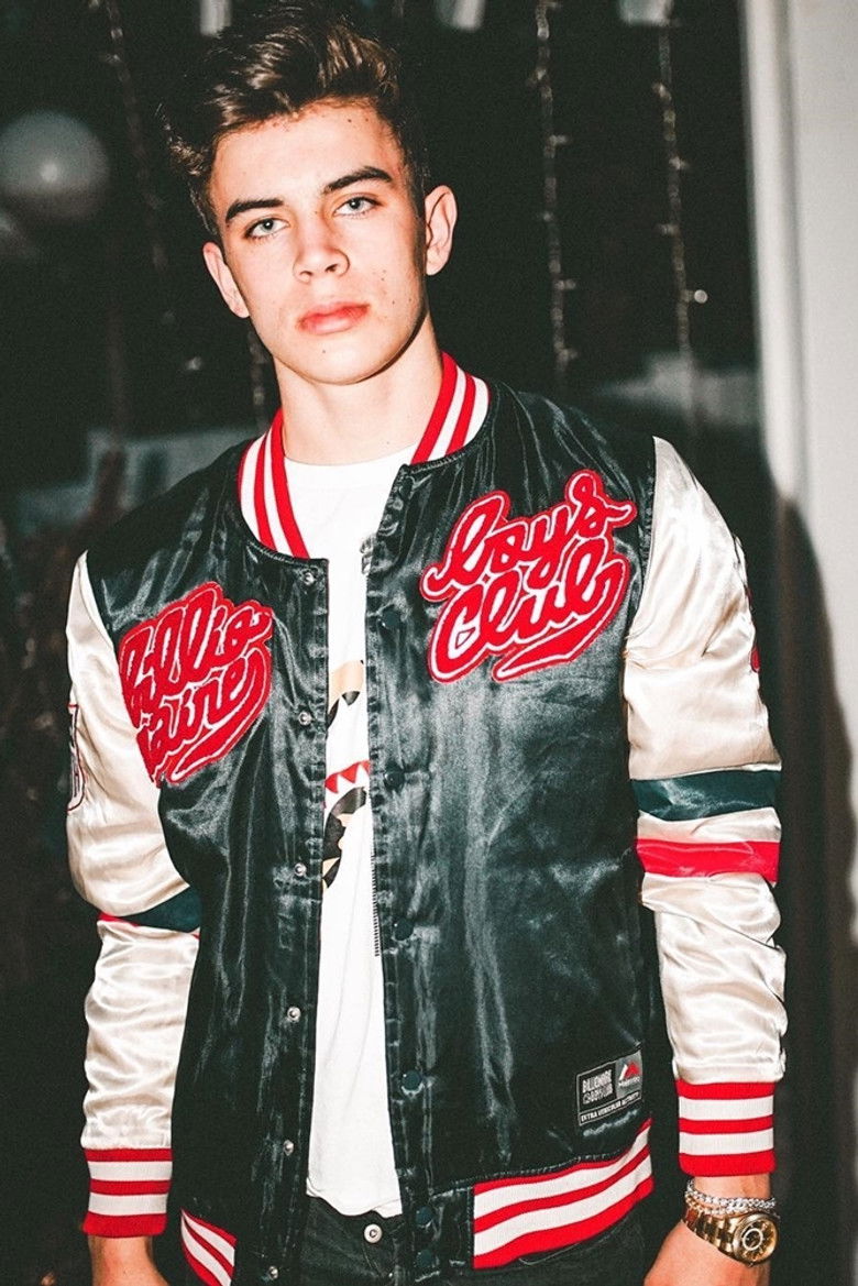 Hayes Grier portrait image