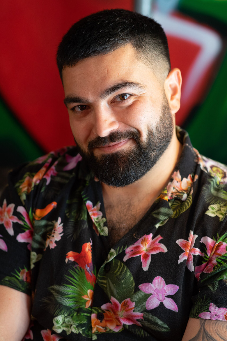 Serdar Karibik portrait image
