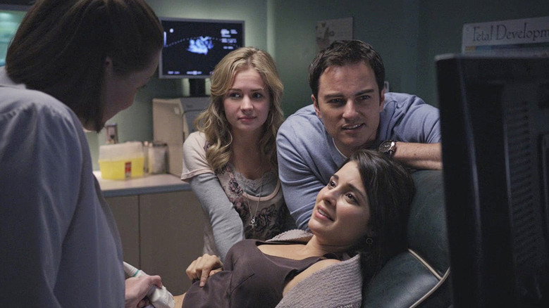 Still from Life Unexpected - Season 2 Episode 11