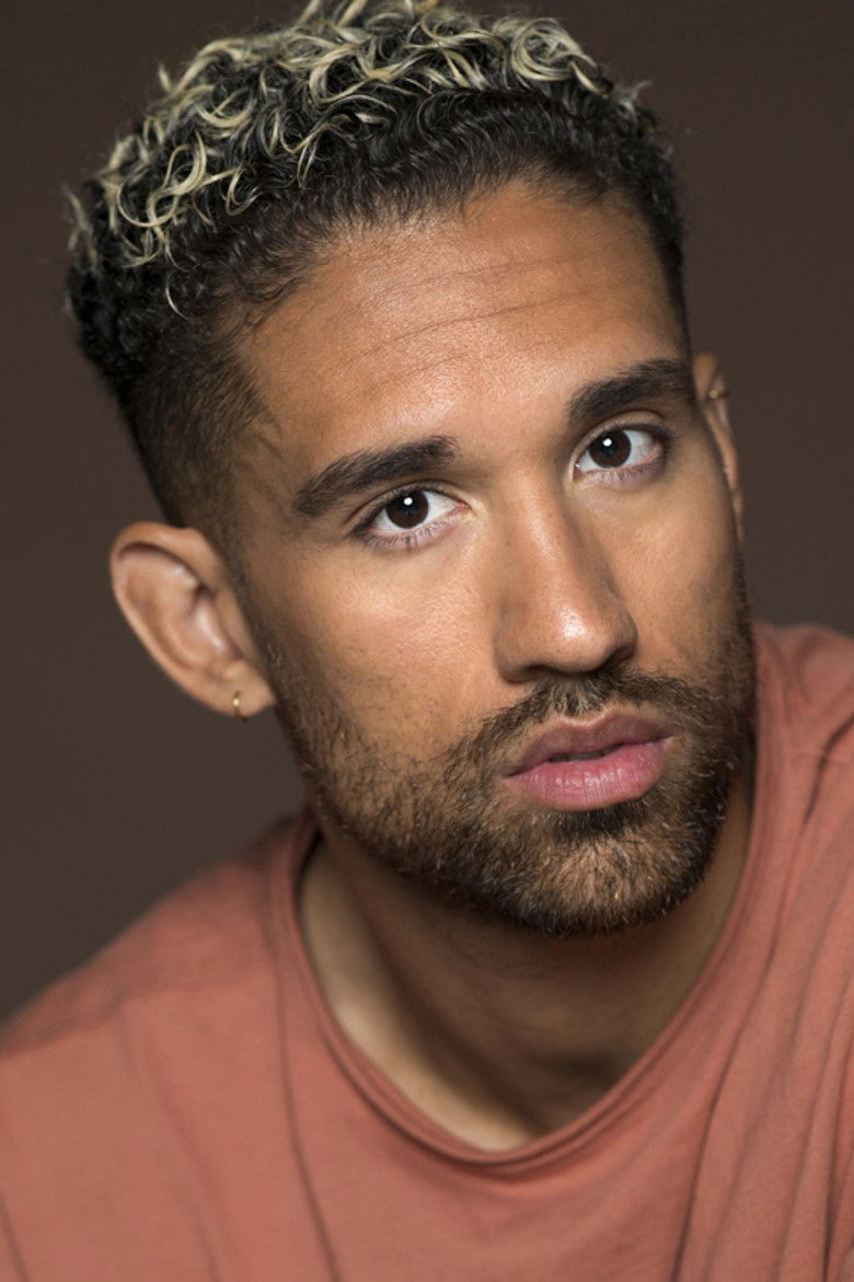 Chris Robins portrait image