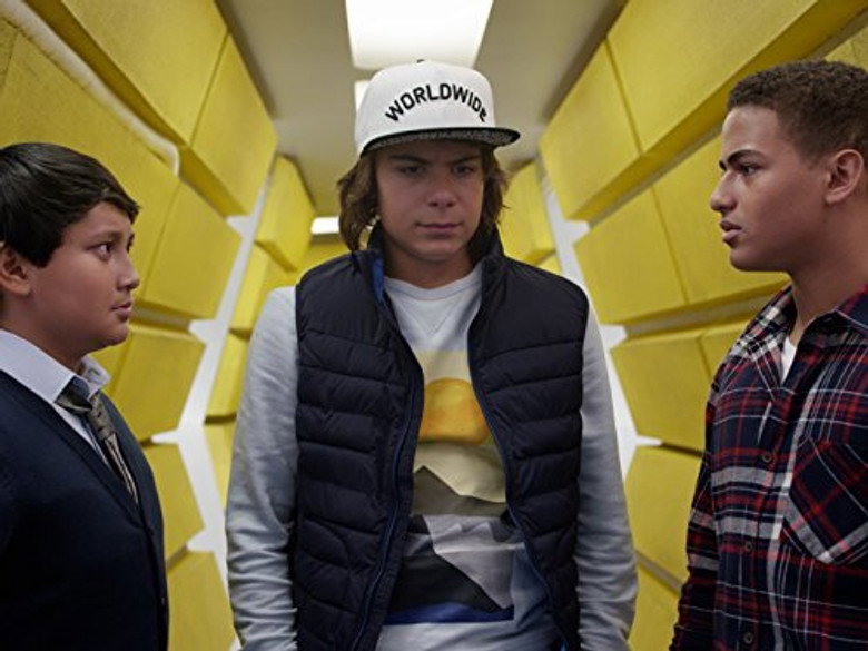 Still from MECH-X4 - Season 2 Episode 2