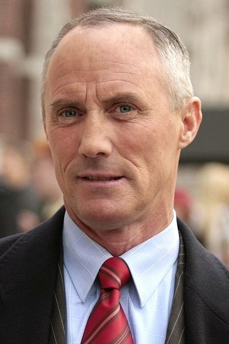 Robert John Burke headshot