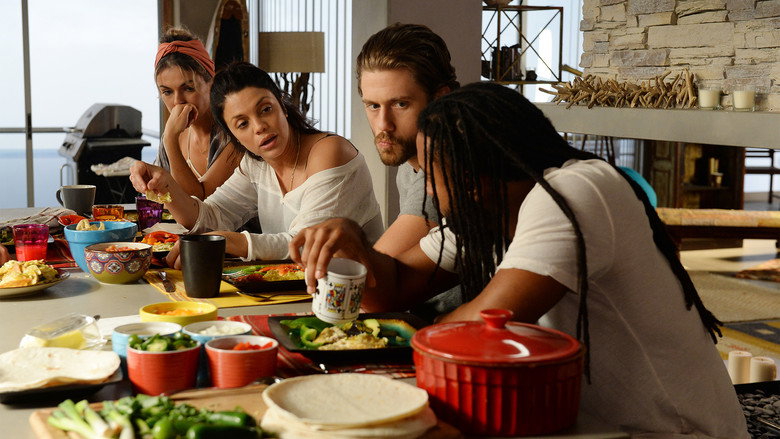 Still from Graceland - Season 3 Episode 6