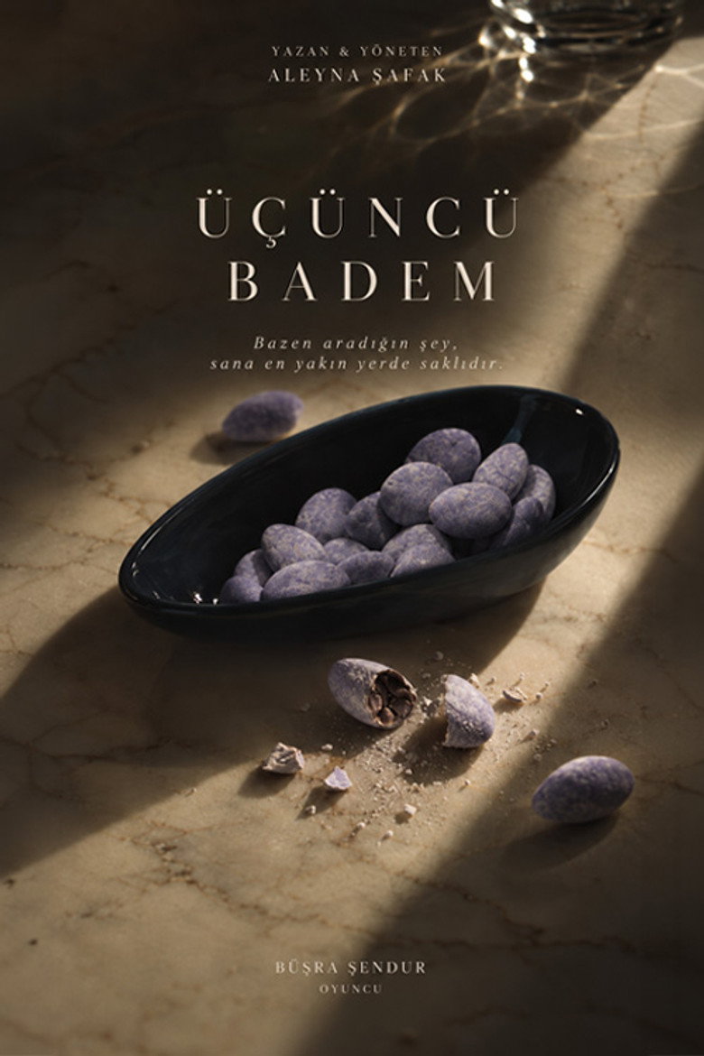 Üçüncü Badem background