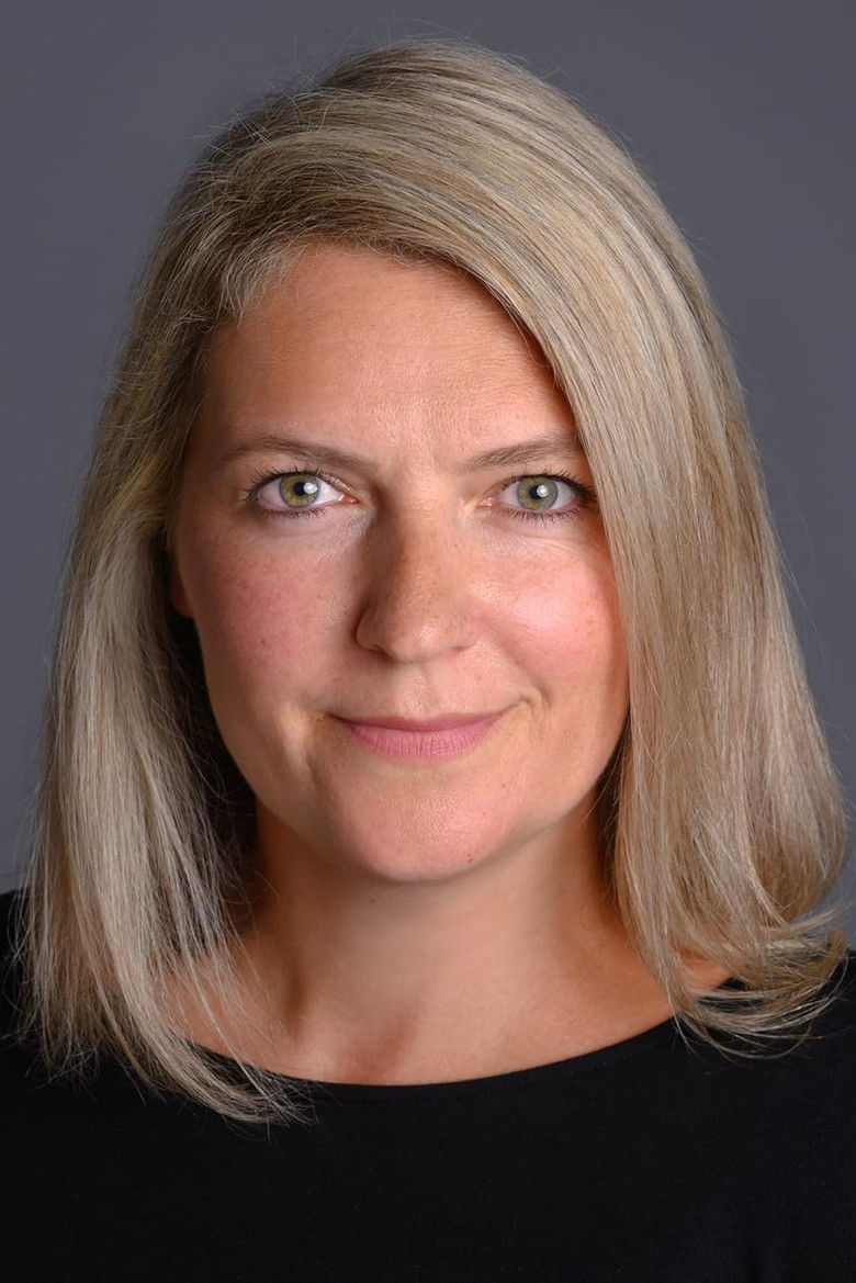 Edita Sllamniku portrait image