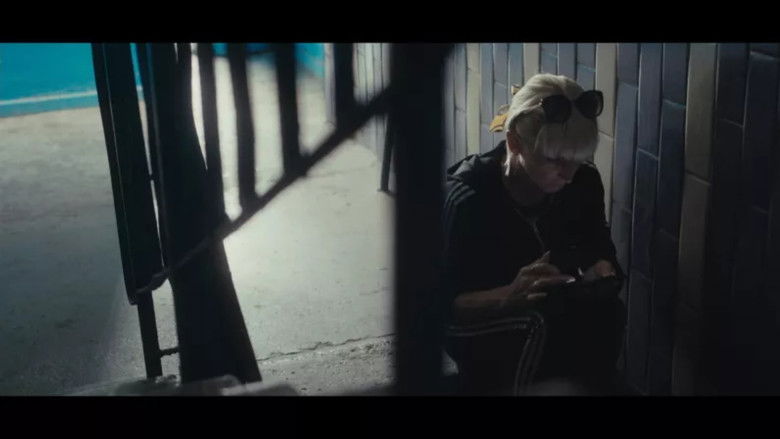 Gallery image from 4wql6kvrC4vBC2ludZIJpfNqaAP.jpg