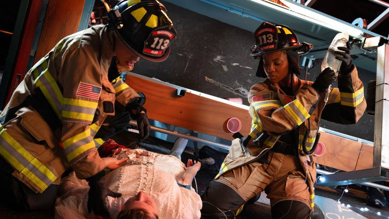 Still from 9-1-1: Nashville - Season 1 Episode 1