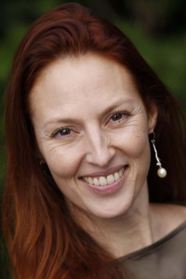 Anita Holm portrait