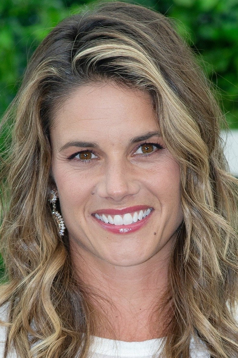Missy Peregrym photo 2