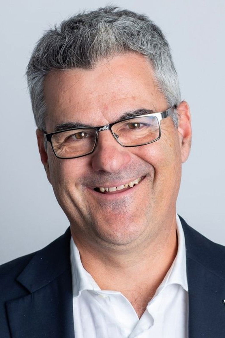 Éric Caire portrait image