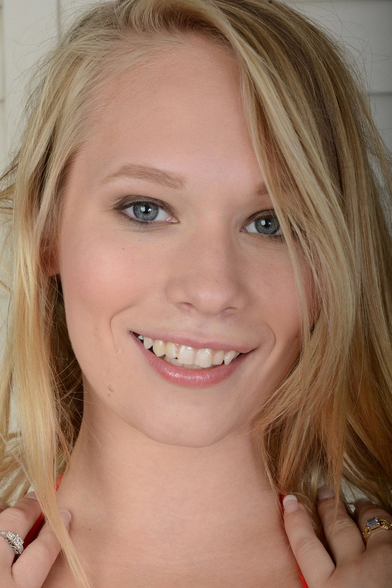 Dakota James photo 2