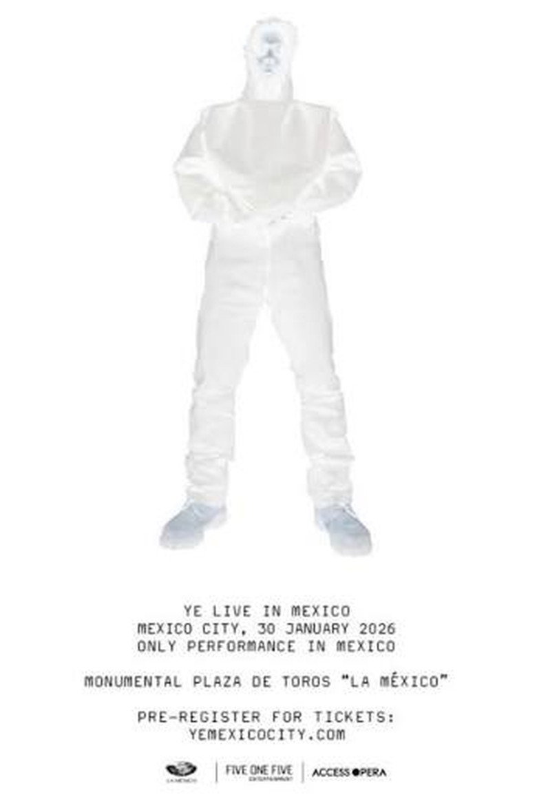 Ye Live at Mexico City Night 1