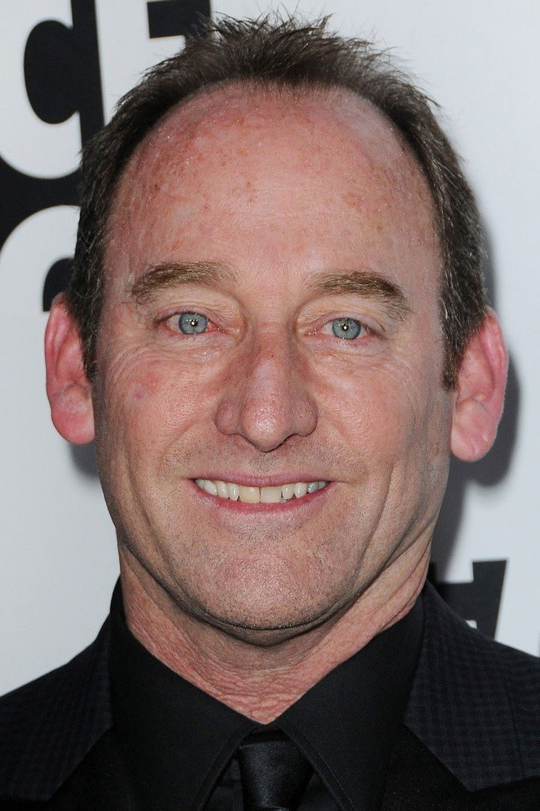 Skip Macdonald portrait image