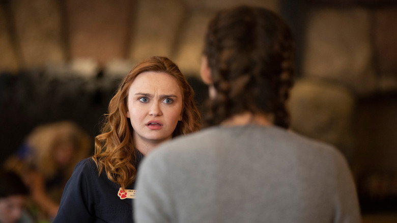 Still from Speechless - Season 3 Episode 17
