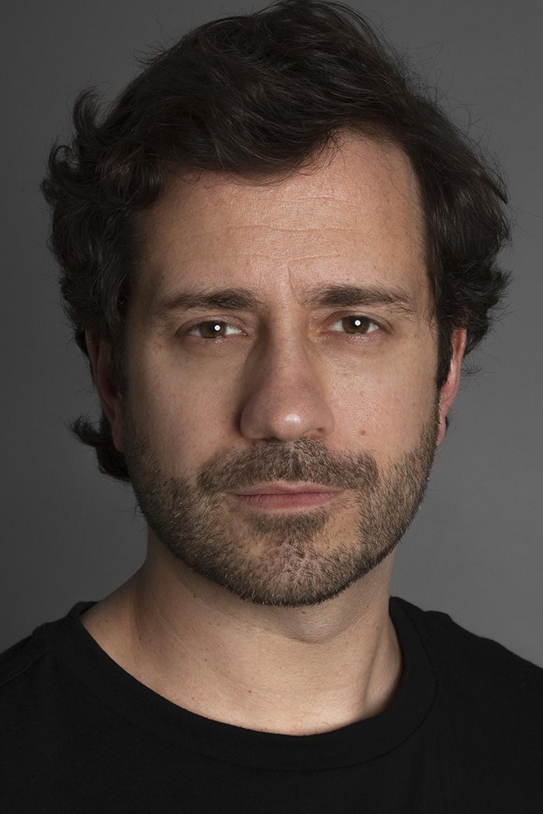 Luis Estarreja portrait