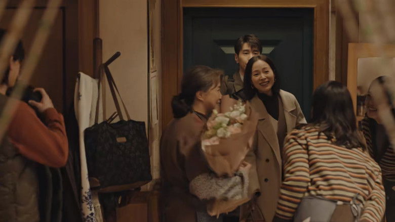 Still image for Loving Strangers season 1 episode 16: Episode 16