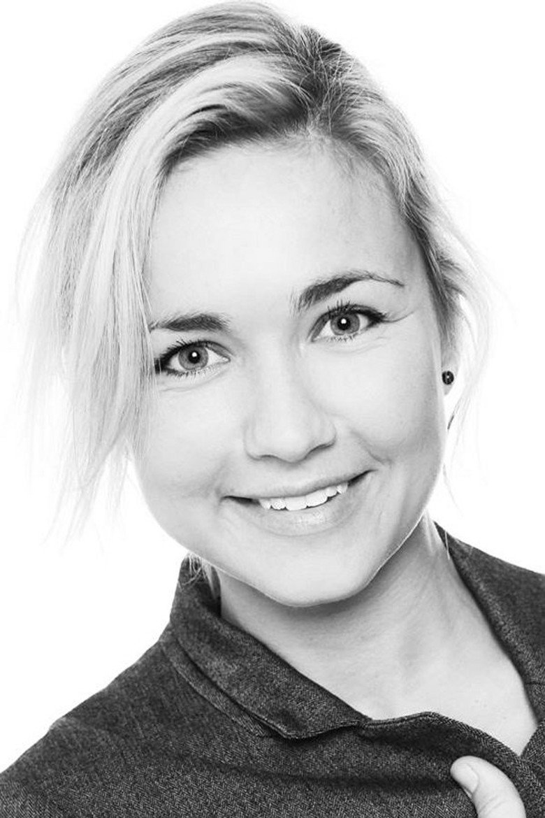 Laura Louise Groth portrait