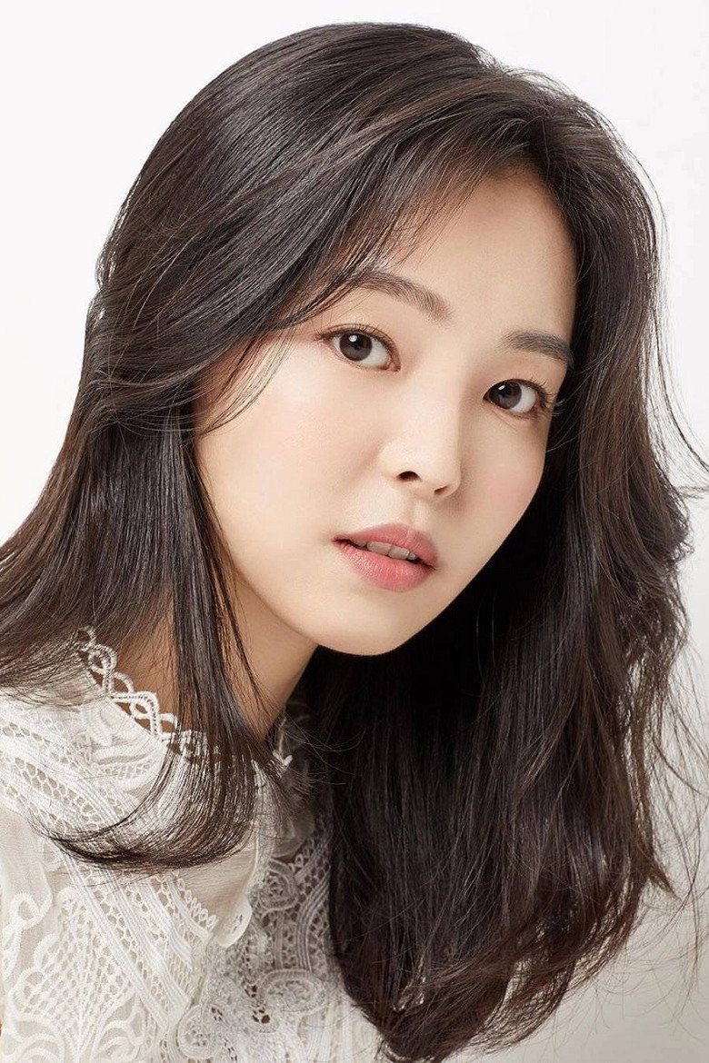 김예슬 portrait