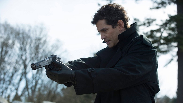 Still from Intruders - Сезон 1 Епизод 1