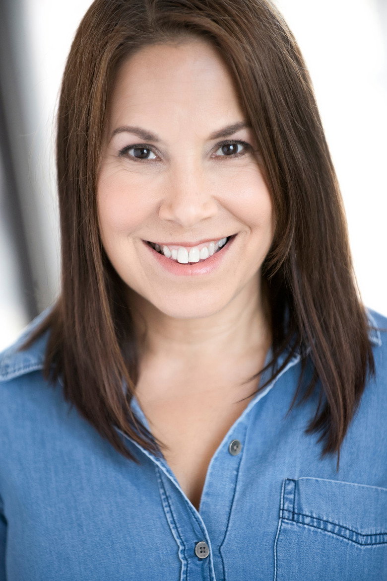 Dina Laura photo