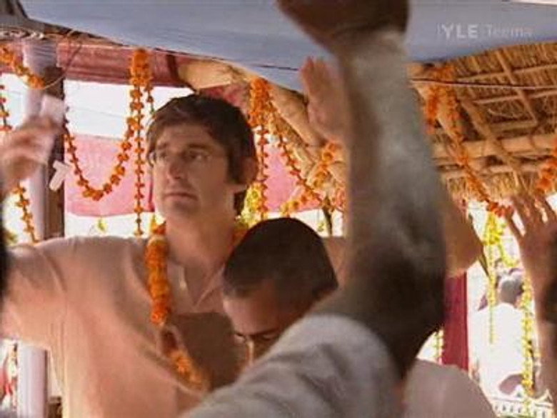 Still from Louis Theroux's Weird Weekends - Season 3 Episode 2