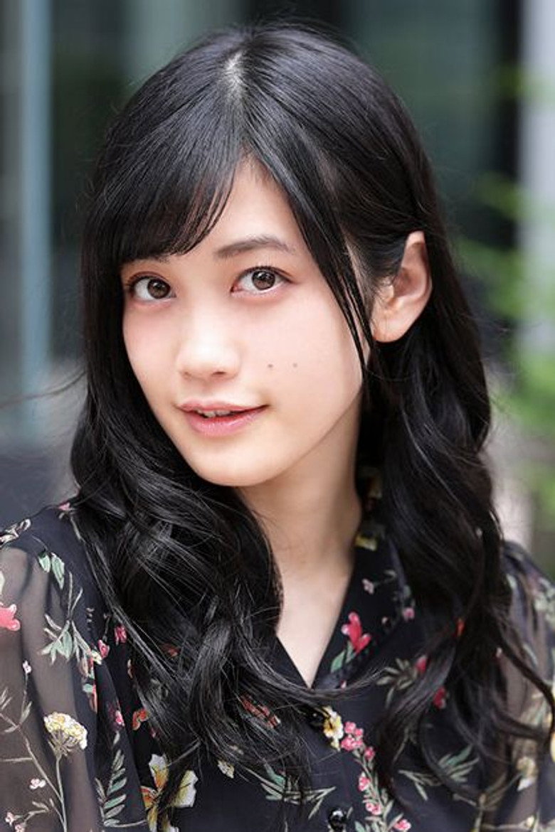 Moeka Koizumi photo 2
