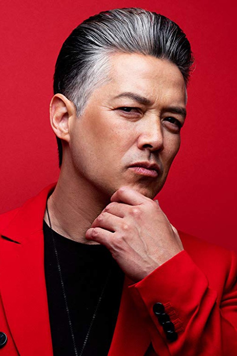 Russell Wong headshot