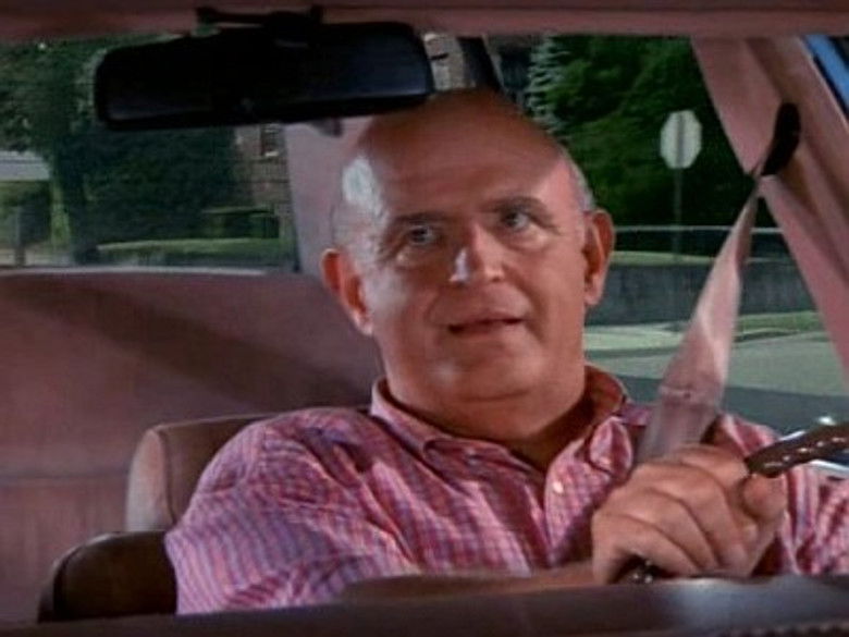 S03E02 Watch Everybody Loves Raymond Online