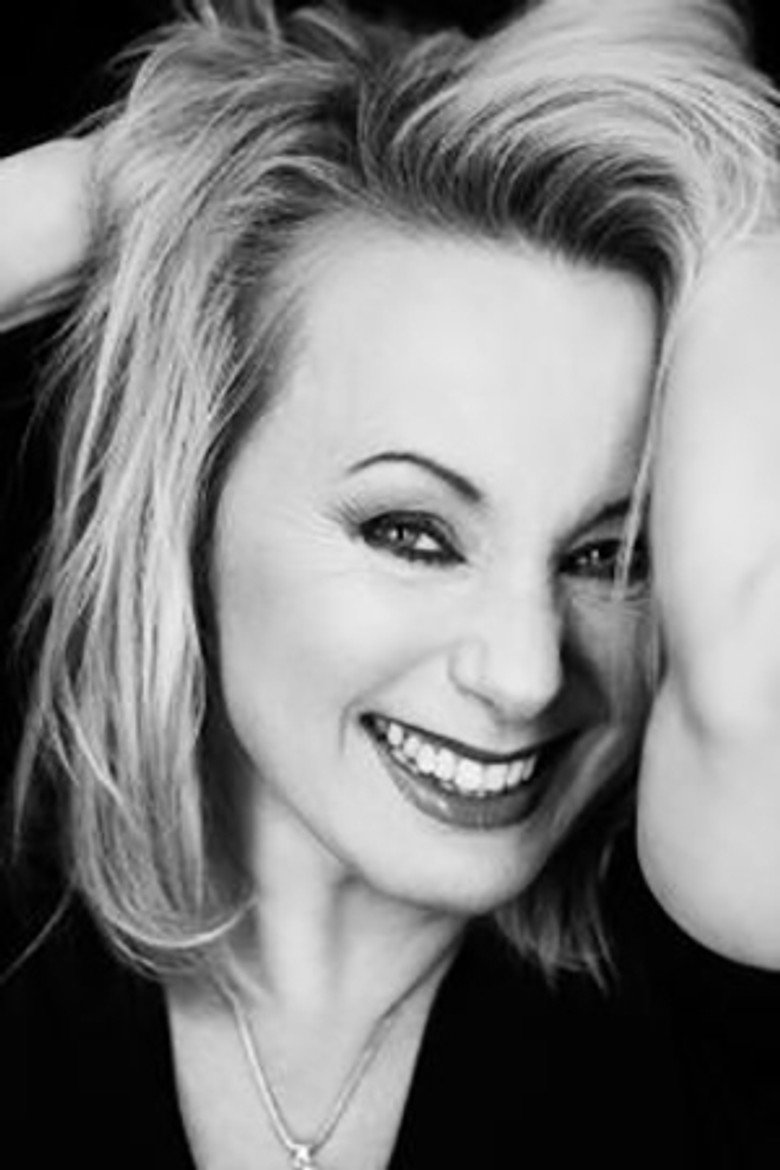 Louise Hoffsten photo 2