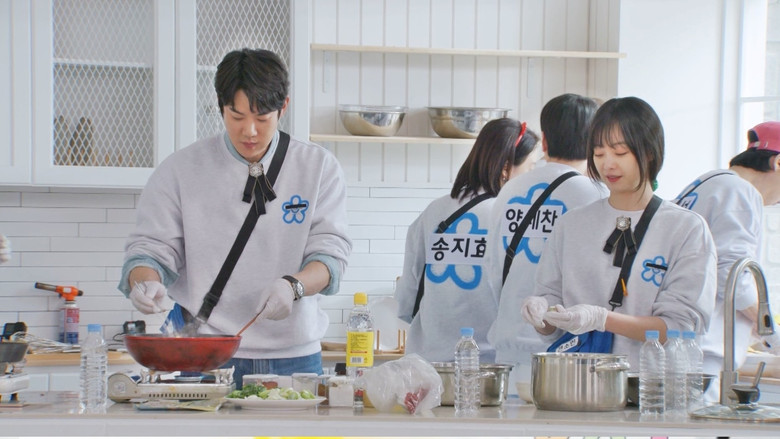 Still from Running Man - Season 1 Episode 643