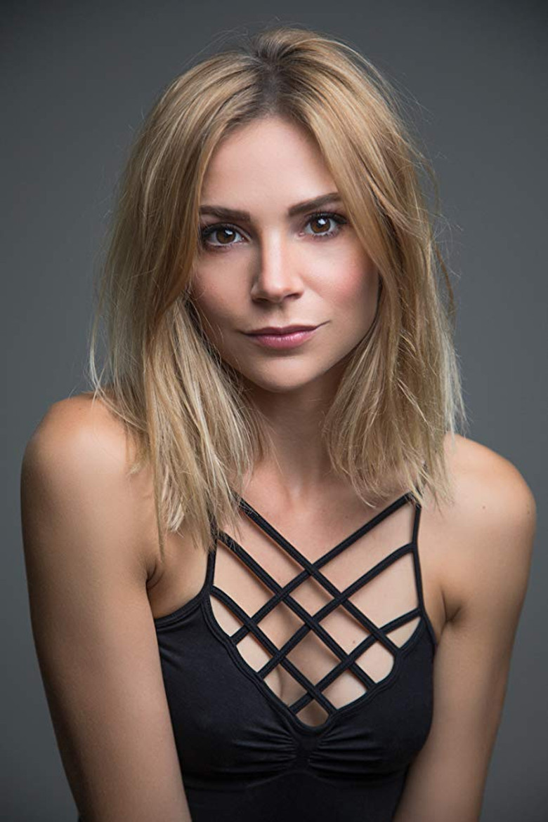 Karissa Lee Staples photo 3
