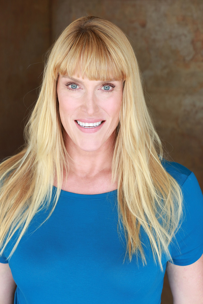 Katie Rowe portrait image