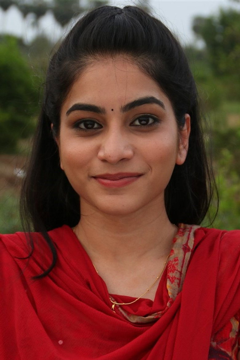 Punarnavi Bhupalam photo 2