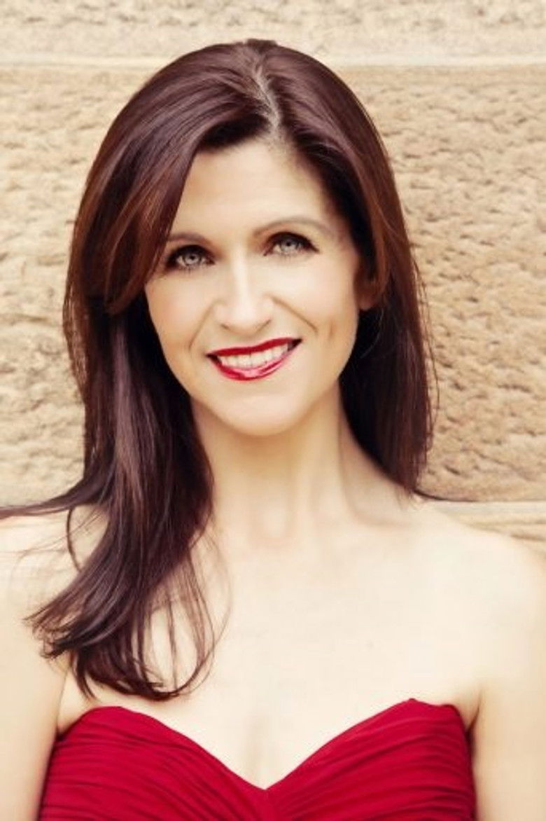 Johanna Elms portrait image