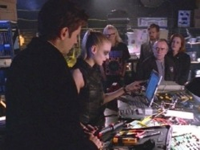 The X-Files S05E11 — Kill Switch episode still