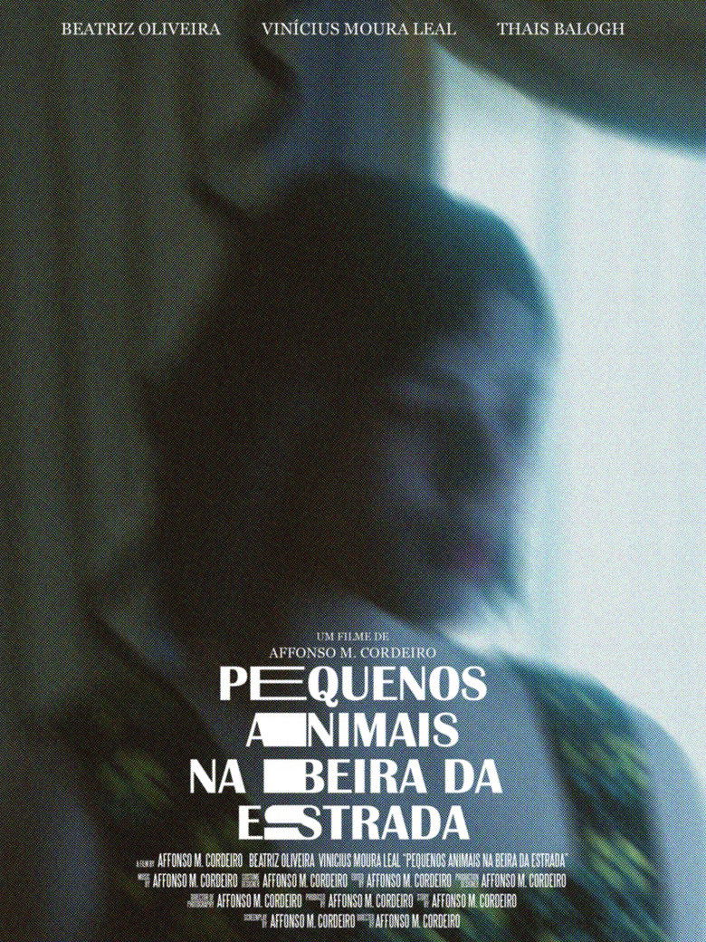 Imatge de Pequenos Animais na Beira da Estrada