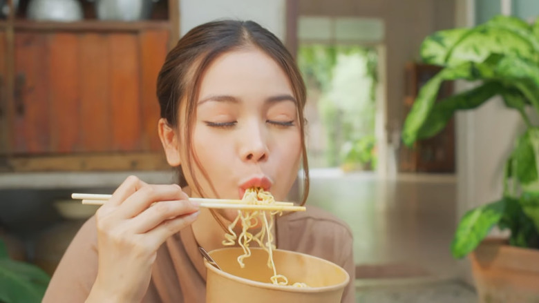 Still image for Show Me Love season 1 episode 1: Episode 1 Still image for Show Me Love season 1 episode 1: Episode 1