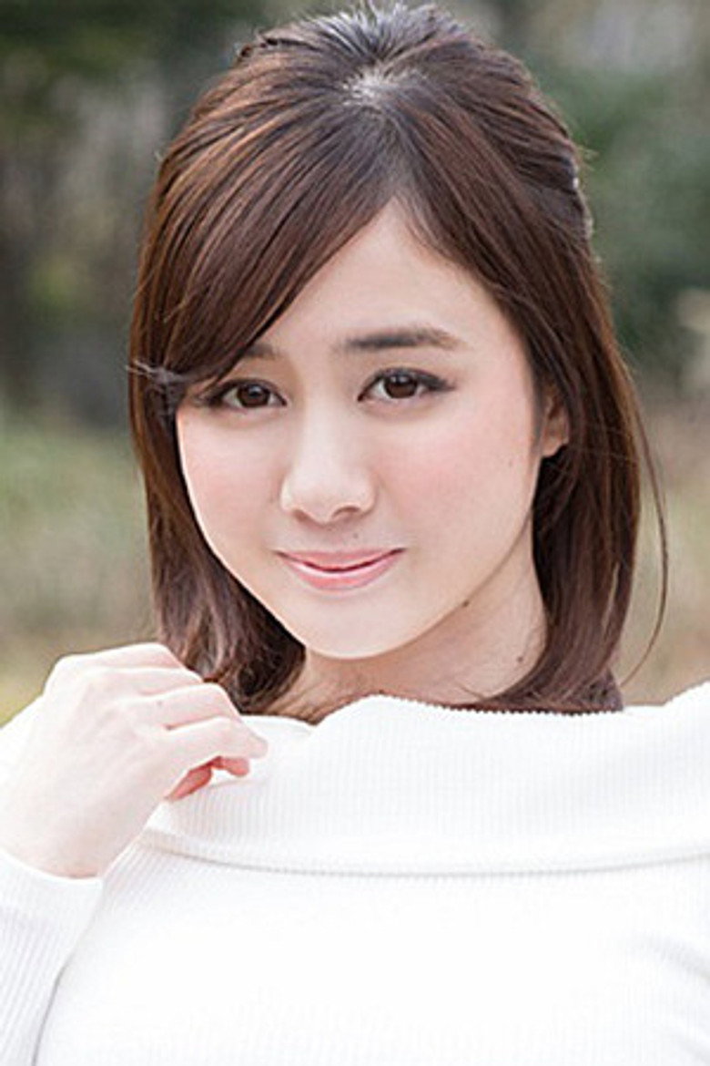 Aimi Yoshikawa photo