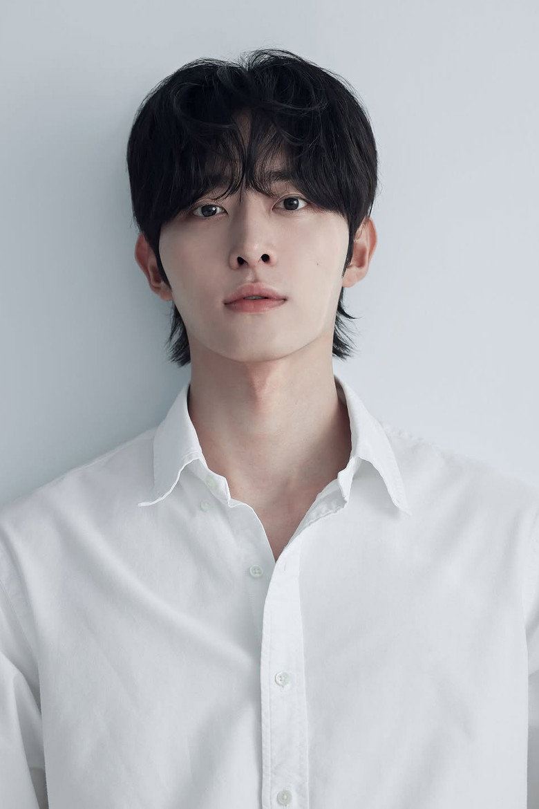 Ahn Jung-hun photo