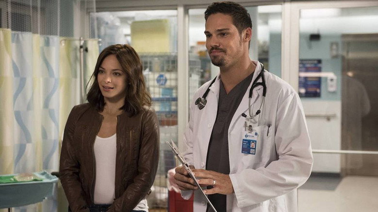 Still from Beauty and the Beast - Season 4 Episode 2