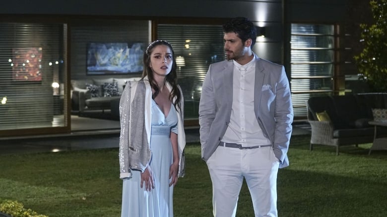 Still from Full Moon - Season 1 Episode 1