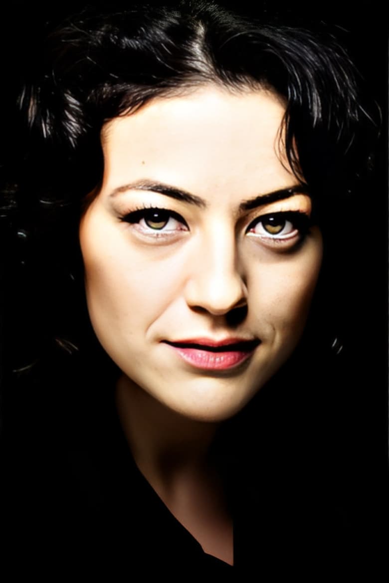 Nergis Öztürk photo 7