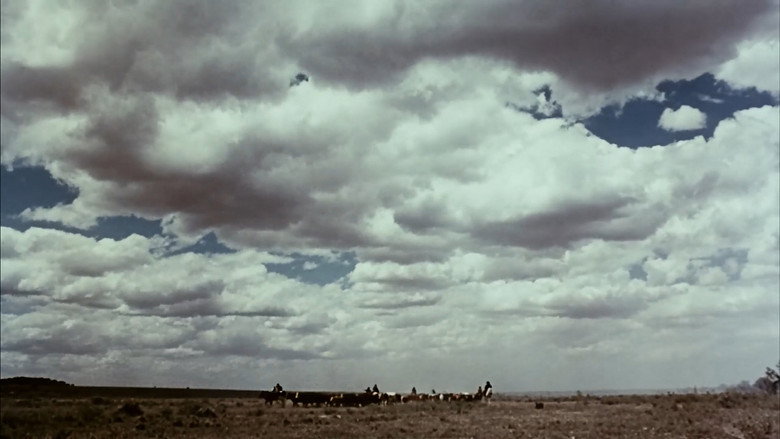 Frame from Nazareno Cruz y el lobo