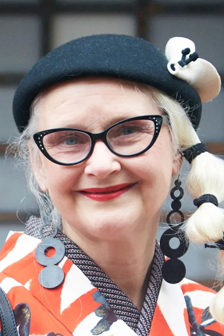 Sheila Cliffe portrait image