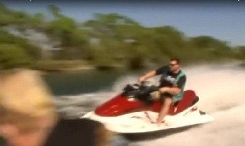 Still image for Lizard Lick Towing season 1 episode 6: Episode 106 Still image for Lizard Lick Towing season 1 episode 6: Episode 106