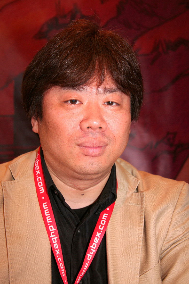 Toshihiro Kawamoto portrait image