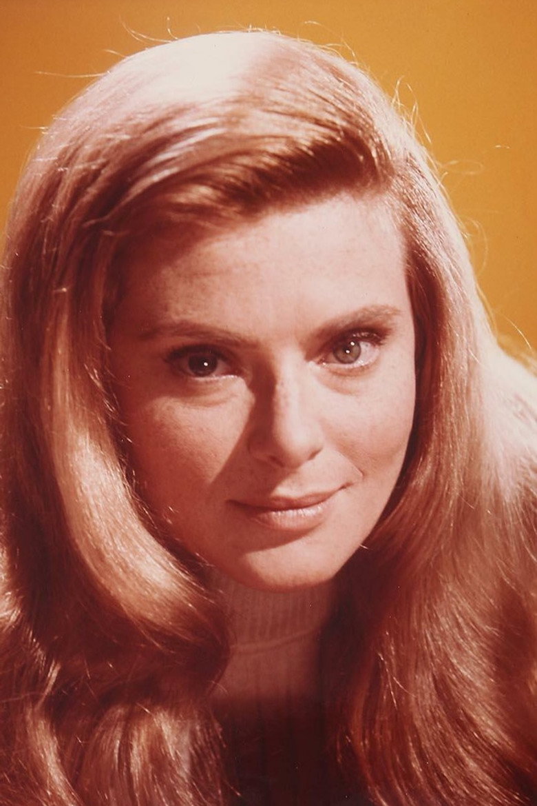Natalie Trundy photo 5
